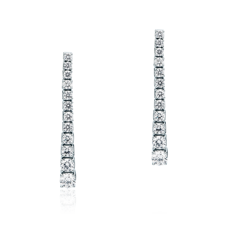 Immagine di Paio Orecchini a scatto con Diamanti in Oro Bianco