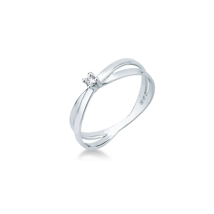 Picture of Solitaire ring with diamond in white gold