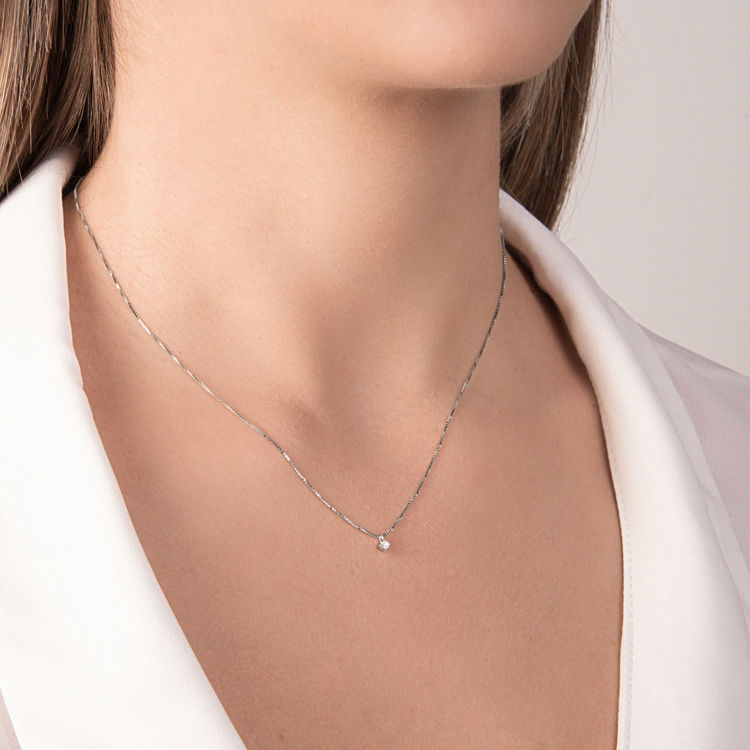 Picture of Necklace with diamond in white gold