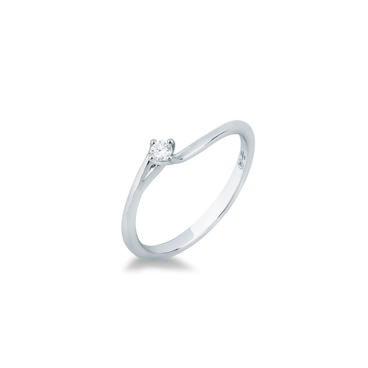 Picture of Solitaire ring with diamond in white gold