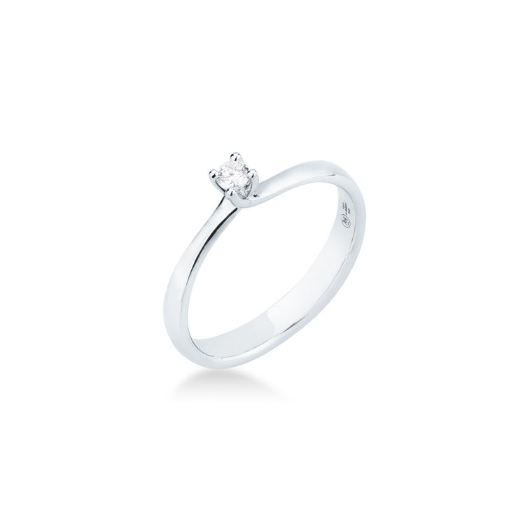 Picture of Solitaire ring with diamond in white gold