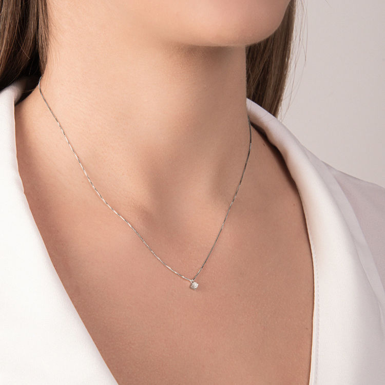 Picture of Necklace with diamond in white gold