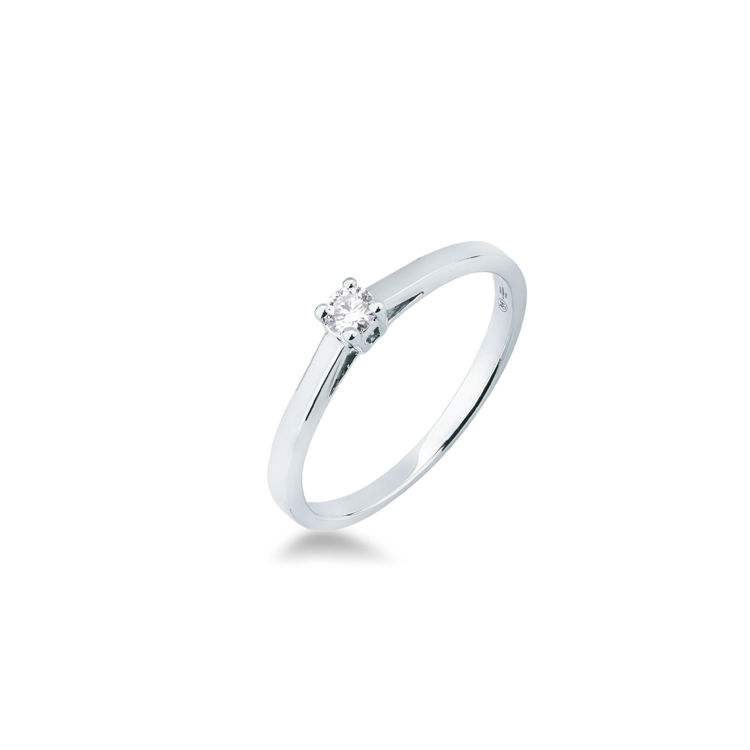 Picture of Solitaire ring with diamond in white gold