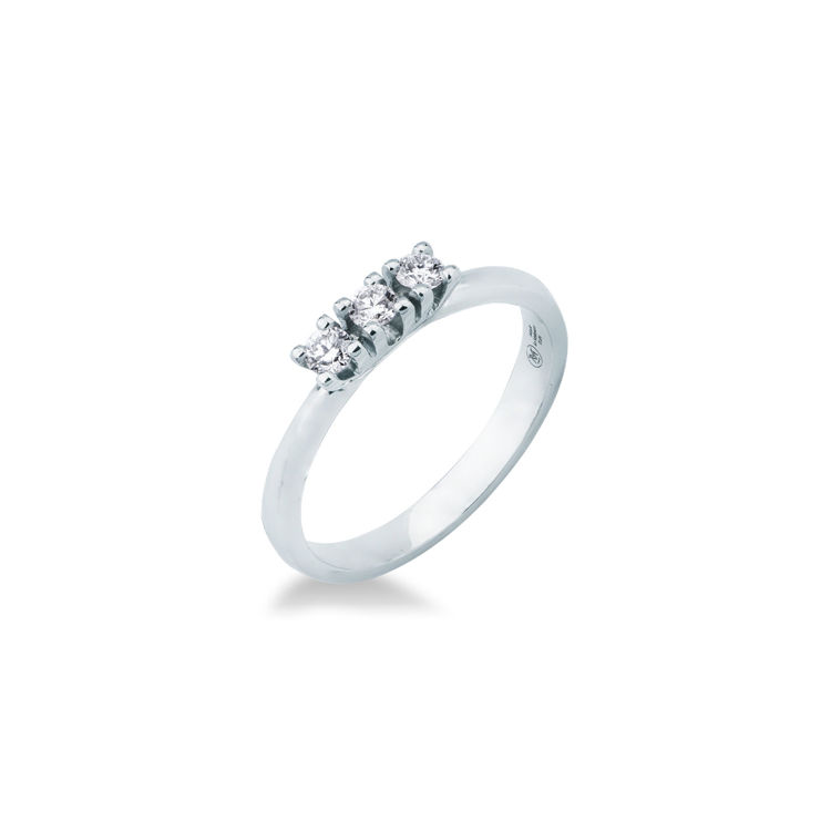 Picture of Ring with diamond in white gold