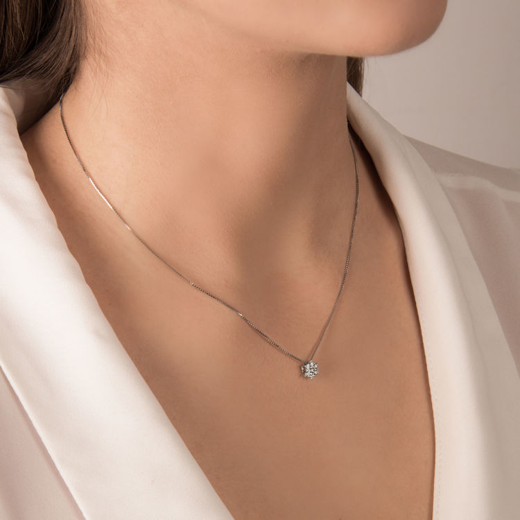 Picture of Necklace with diamond in white gold