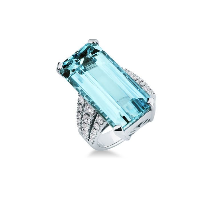 Picture of Ring with aquamarine and diamond in white gold