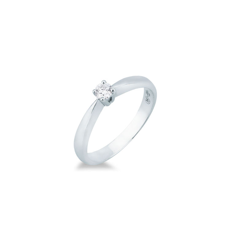 Picture of Solitaire ring with diamond in white gold