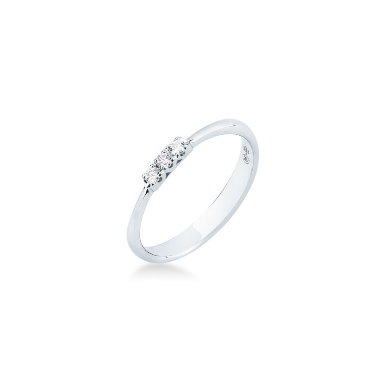 Picture of Ring with diamond in white gold