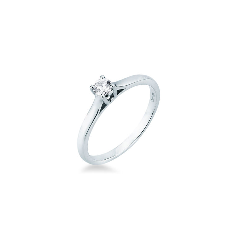 Picture of Solitaire ring with diamond in white gold