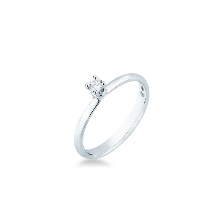 Picture of Solitaire ring with diamond in white gold