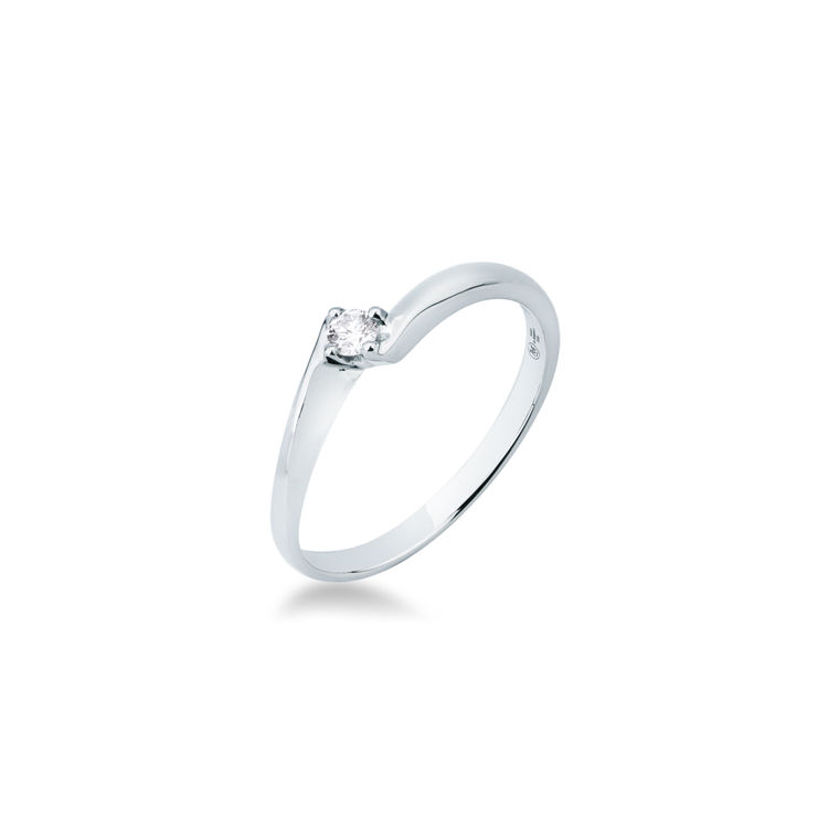 Picture of Solitaire ring with diamond in white gold