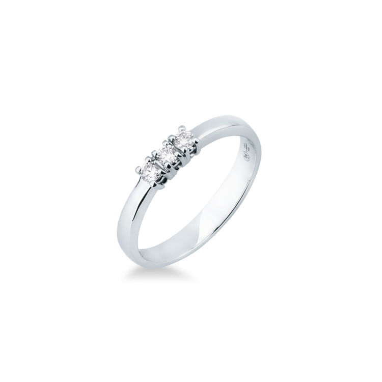 Picture of Ring with diamond in white gold