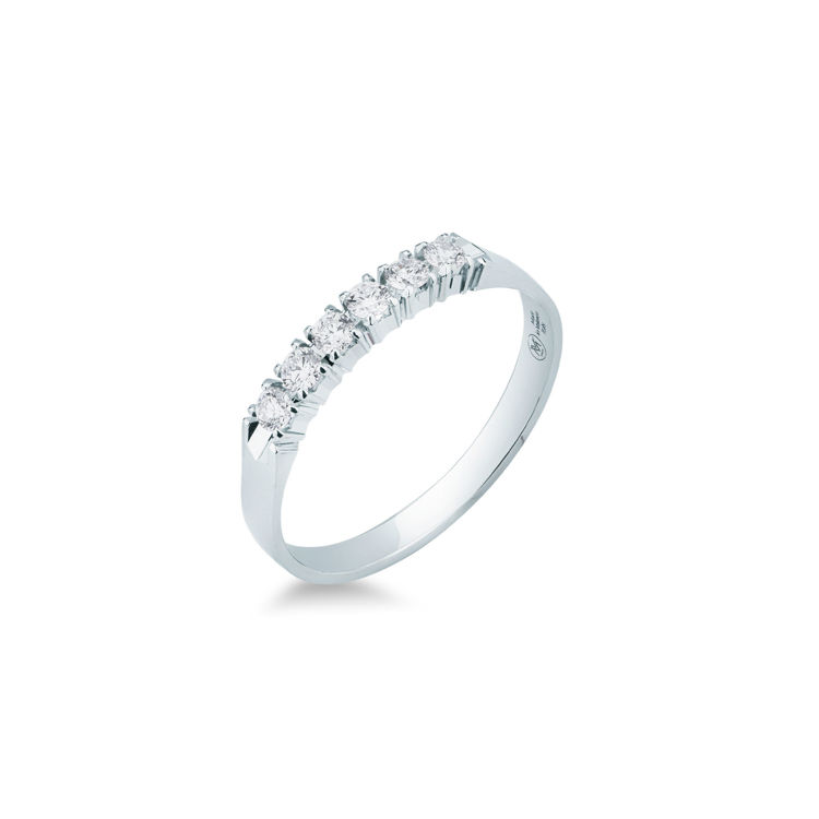 Picture of Riviera ring with diamond in white gold