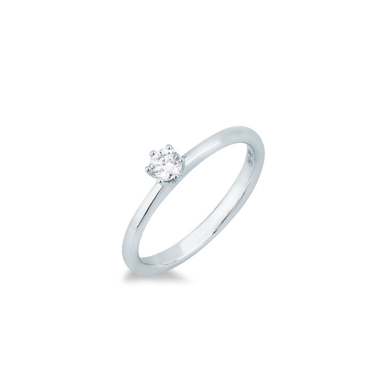 Picture of Solitaire ring with diamond in white gold