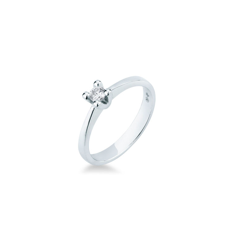 Picture of Solitaire ring with diamond in white gold