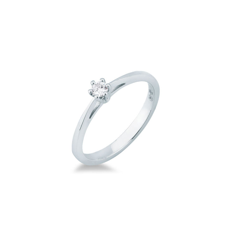 Picture of Solitaire ring with diamond in white gold