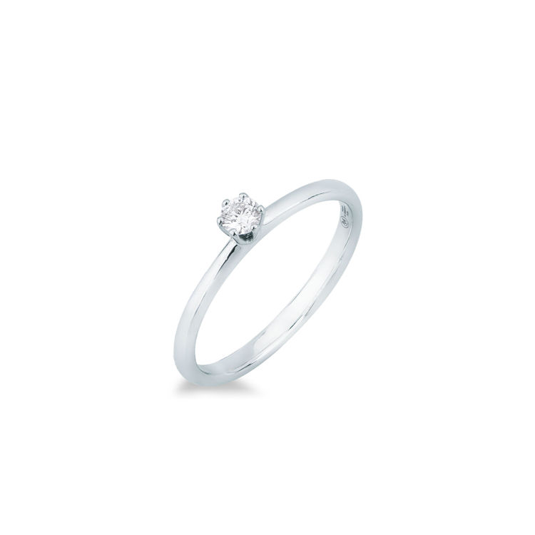 Picture of Solitaire ring with diamond in white gold